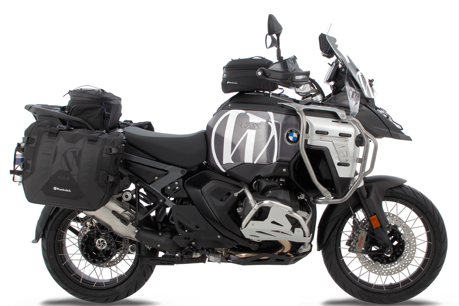 The Riding Buddy for Solo Travellers - complete your BMW ✔ Premium components ✔ Integrated design ➜ Order now