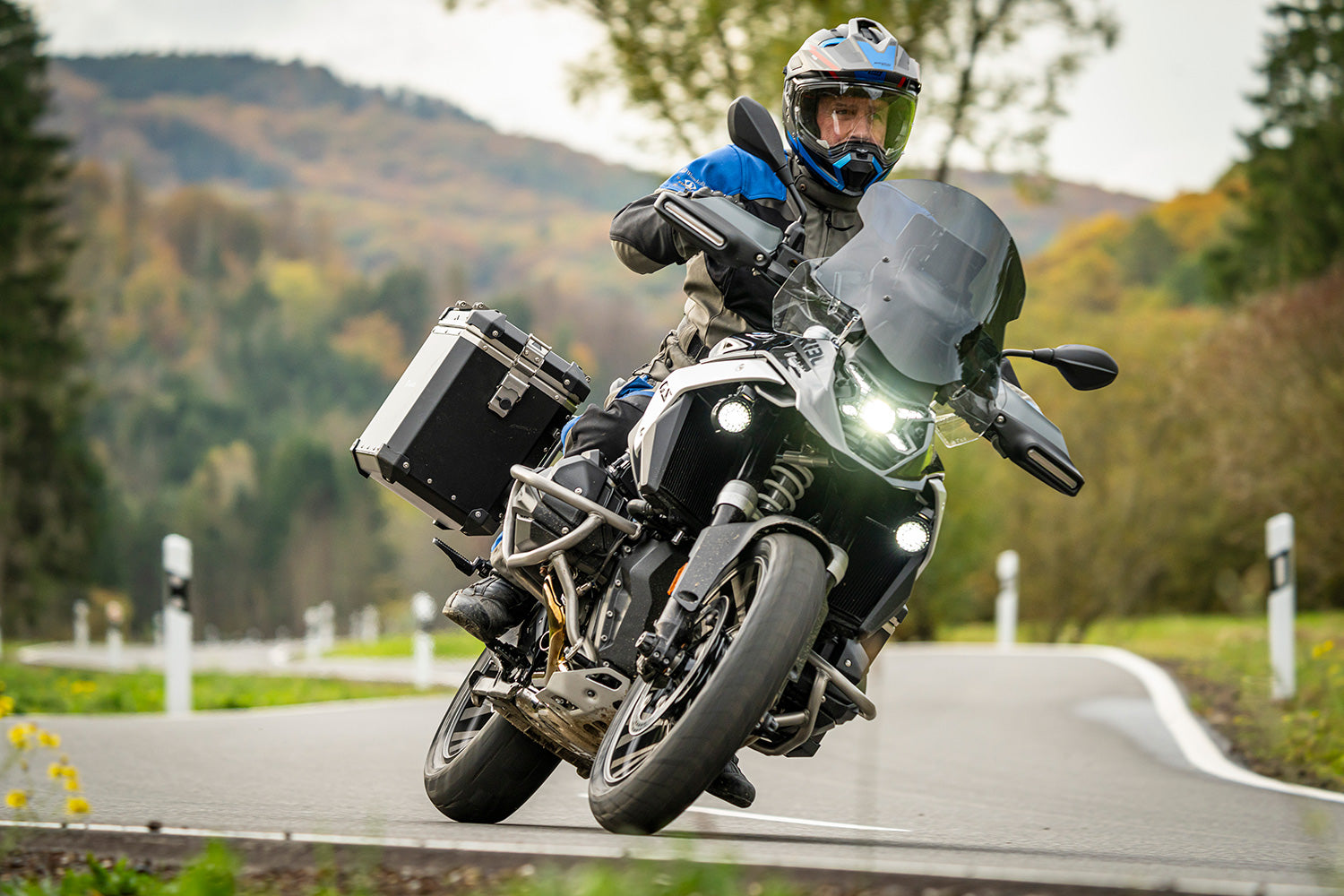 Wunderlich GAP-BAG pannier R 1300 GS - complete your BMW ✔ Premium components ✔ Integrated design ➜ Order now
