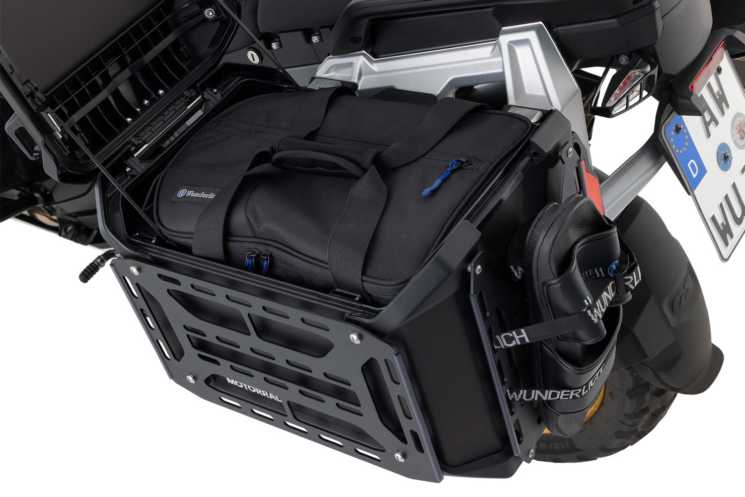 Tailor-made inner pannier bag for the left and right side ✔ Premium components ✔ Integrated design ➜ Order now