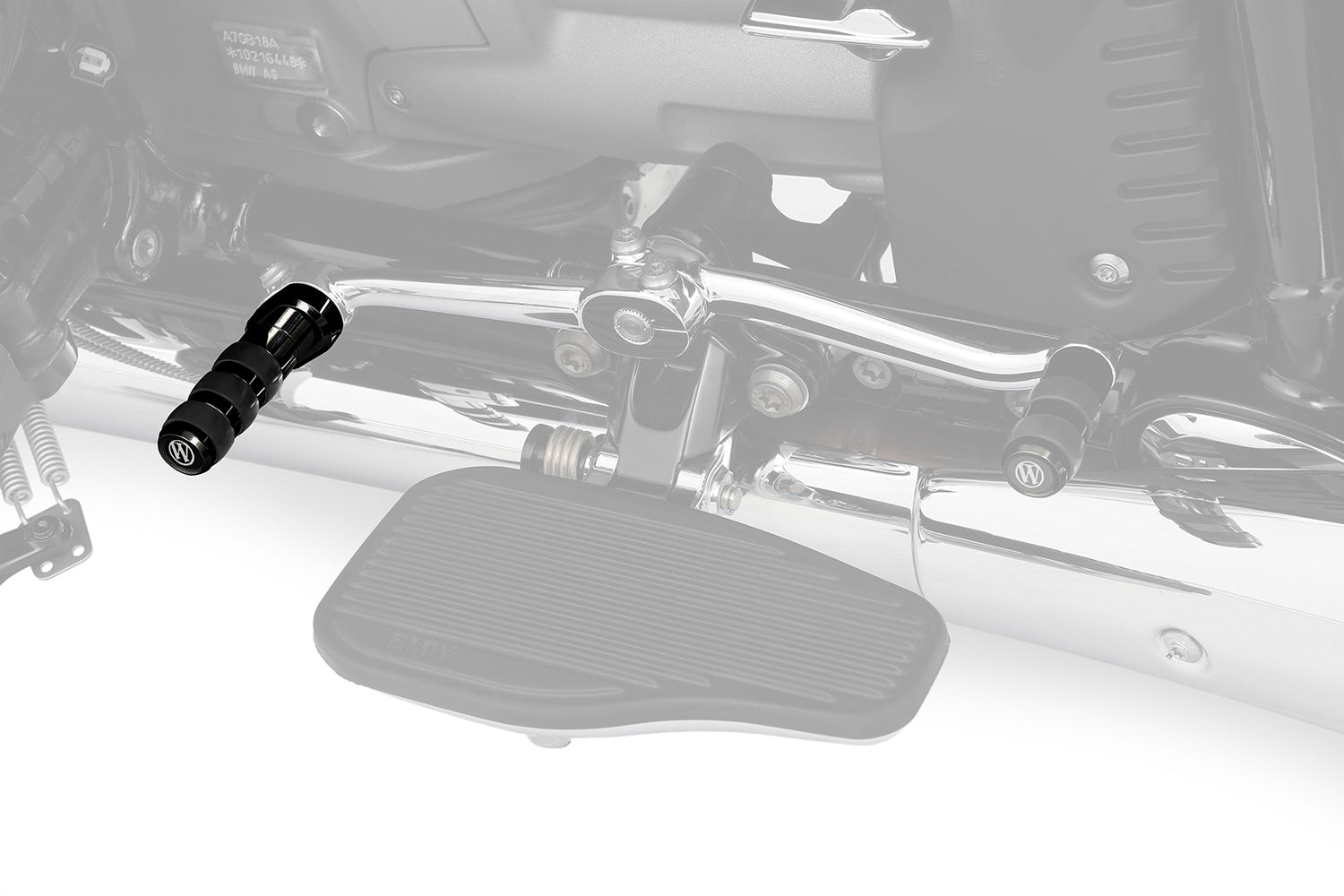 Our gear-shifter extension replaces the series standard lever. At 60 mm, it’s 50% longer (!) than the original.