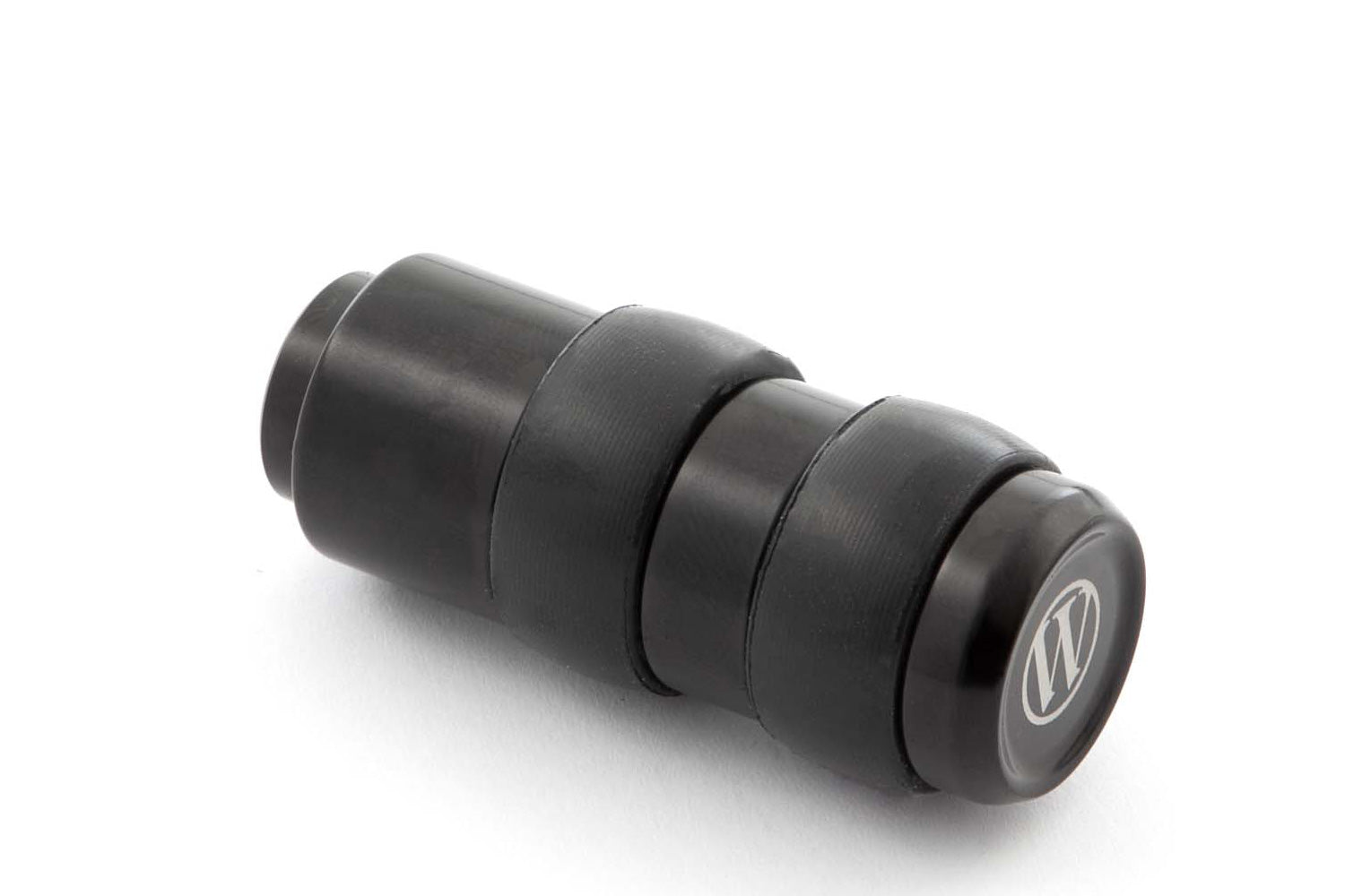 Our gear-shifter extension replaces the series standard lever. At 50 mm, it’s twice as long (!) as the original.