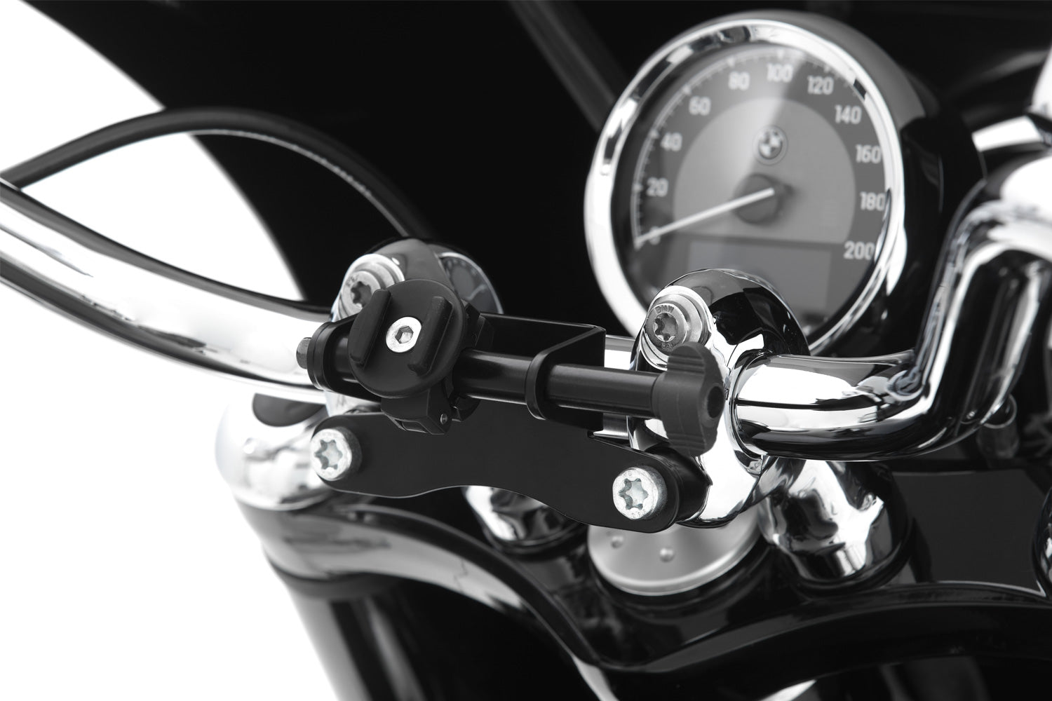 Compatible with almost all current attachment systems - complete your BMW ✔ Premium components ✔ Integrated design ➜ Order now