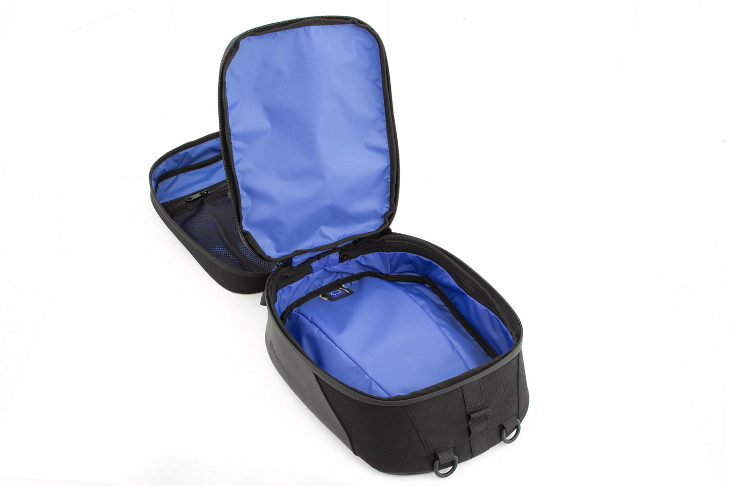 Our modern tank bag in classic design is the ideal solution for everyday riding.