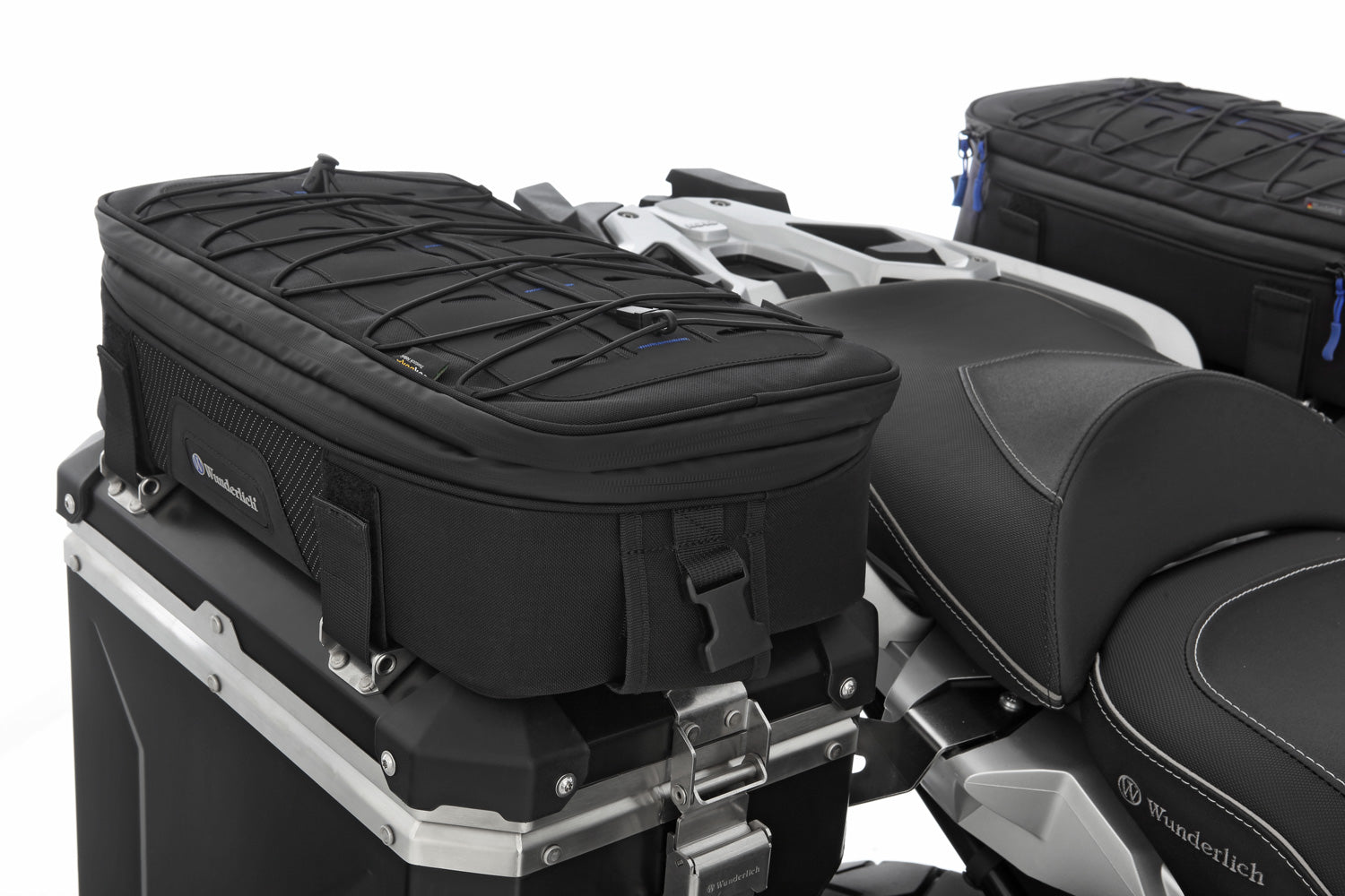 Our fitted BagPacker II case top bags attach to the side cases.