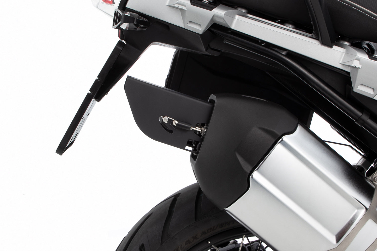 Reduces the droning of the GS, which is often considered unpleasant and irritating