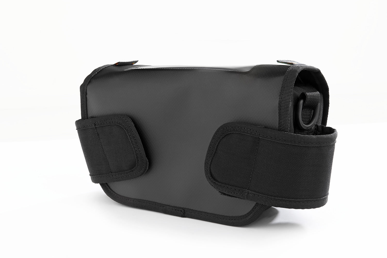 For everything that needs to be quickly to hand on the go, but should also be optimally protected