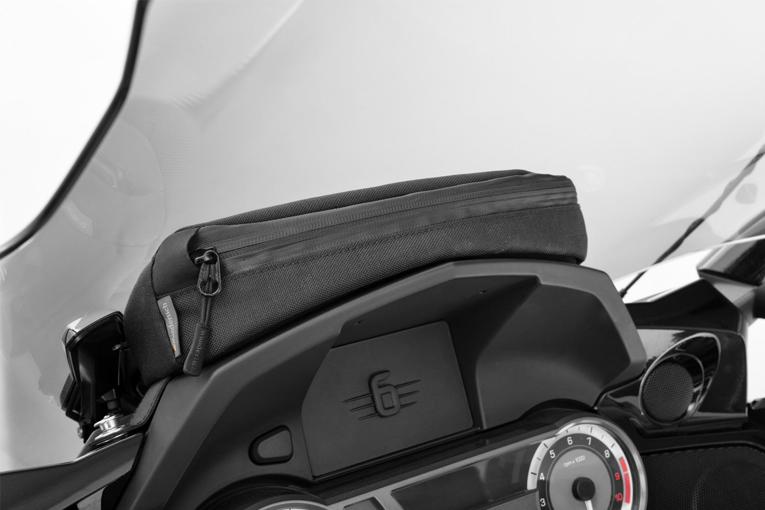 Tailor-made cockpit bag in CORDURA® TrueLock™ fabric