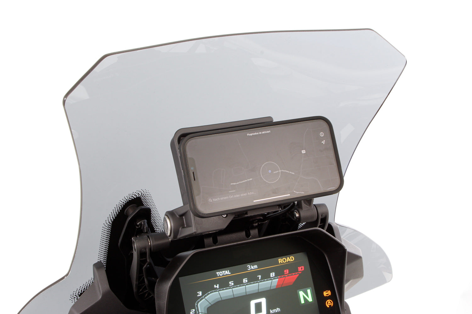 Our thoroughly practical USB charging box fits all BMWs with the factory-side BMW navigation preparation (Navigator V, VI).
