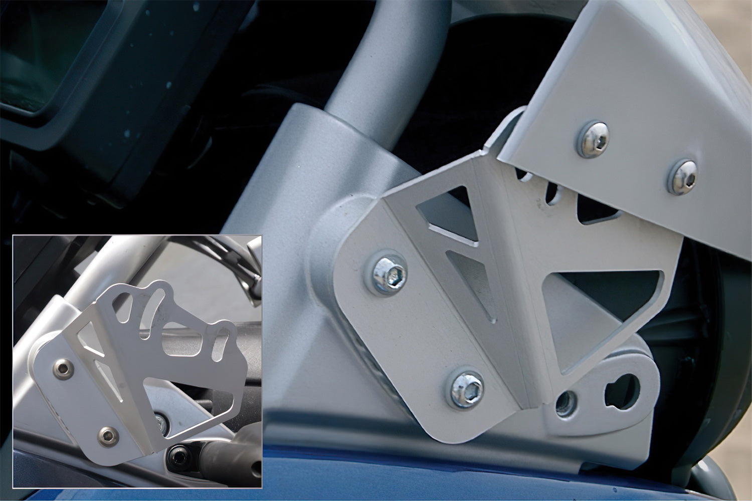 We have created a groundbreaking new design concept.The Flowjet simply replace the original windshield and remains the adjustable in height.