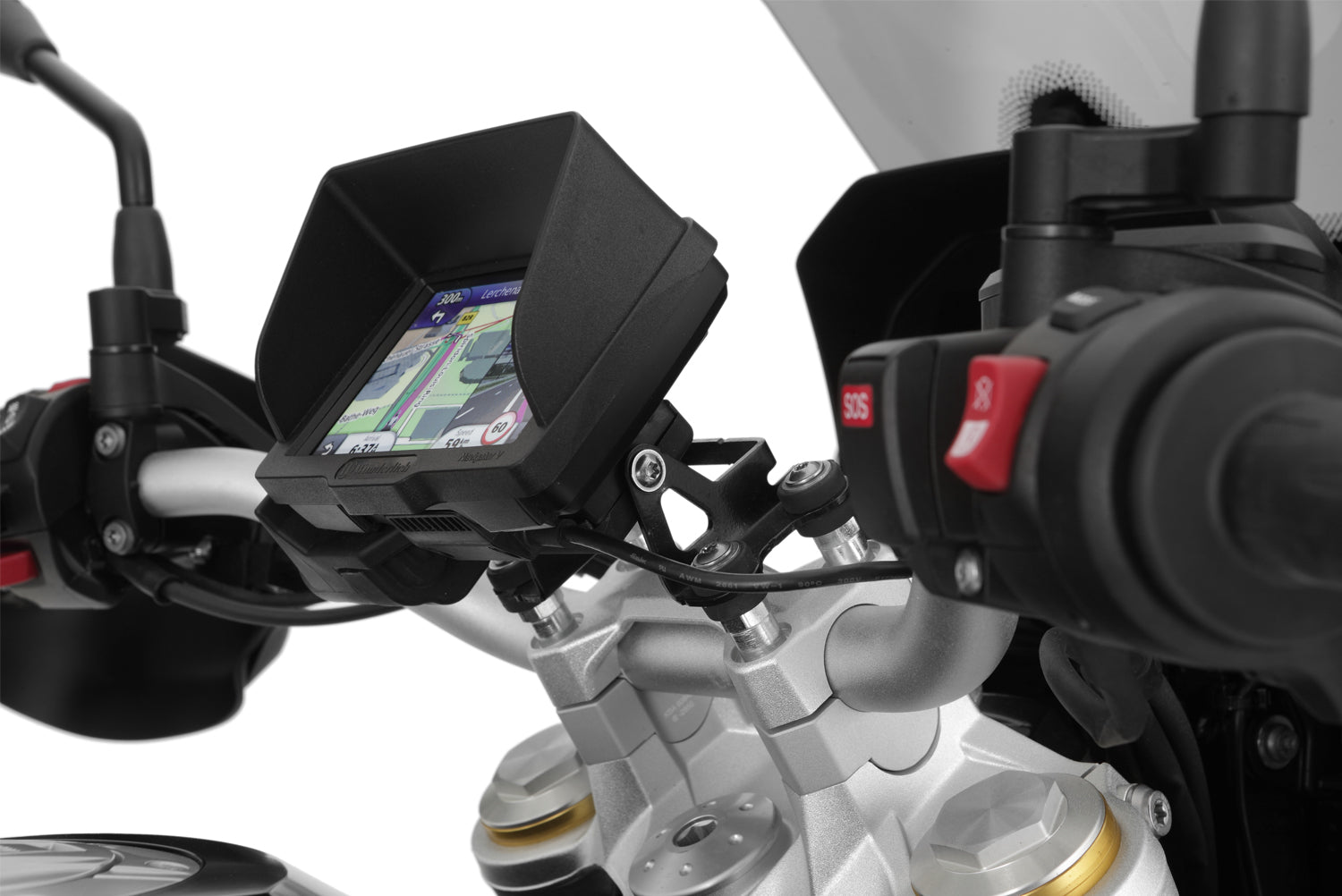 Wunderlich 20 mm handlebar riser for BMW F 850 GS. Better handling and direct riding experience, individual sitting position, more comfort.