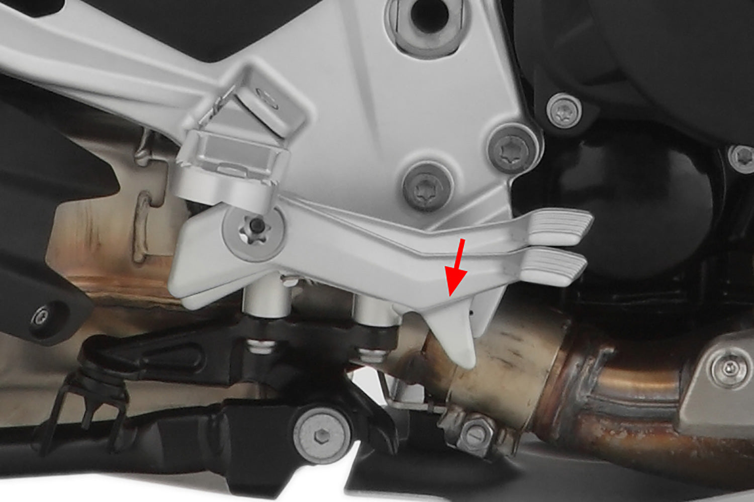 Wunderlich foot brake lever lowering kit F 900 R - complete your BMW ✔ Premium components ✔ Integrated design ➜ Order now