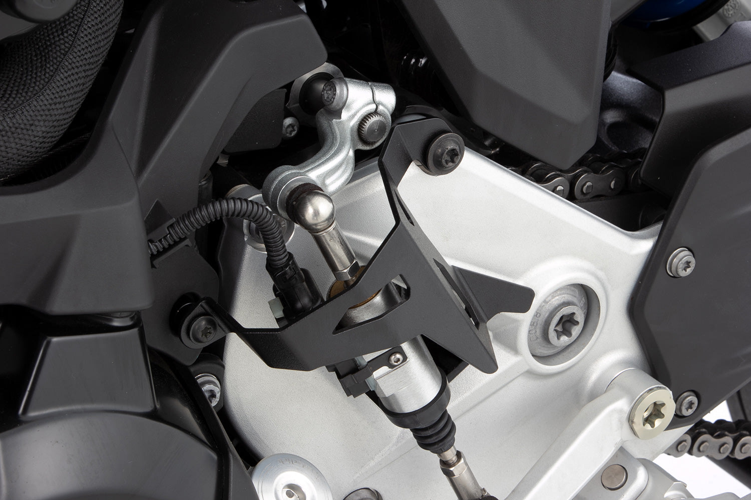 Solid mechanical protection of the shift assistant for the F 900