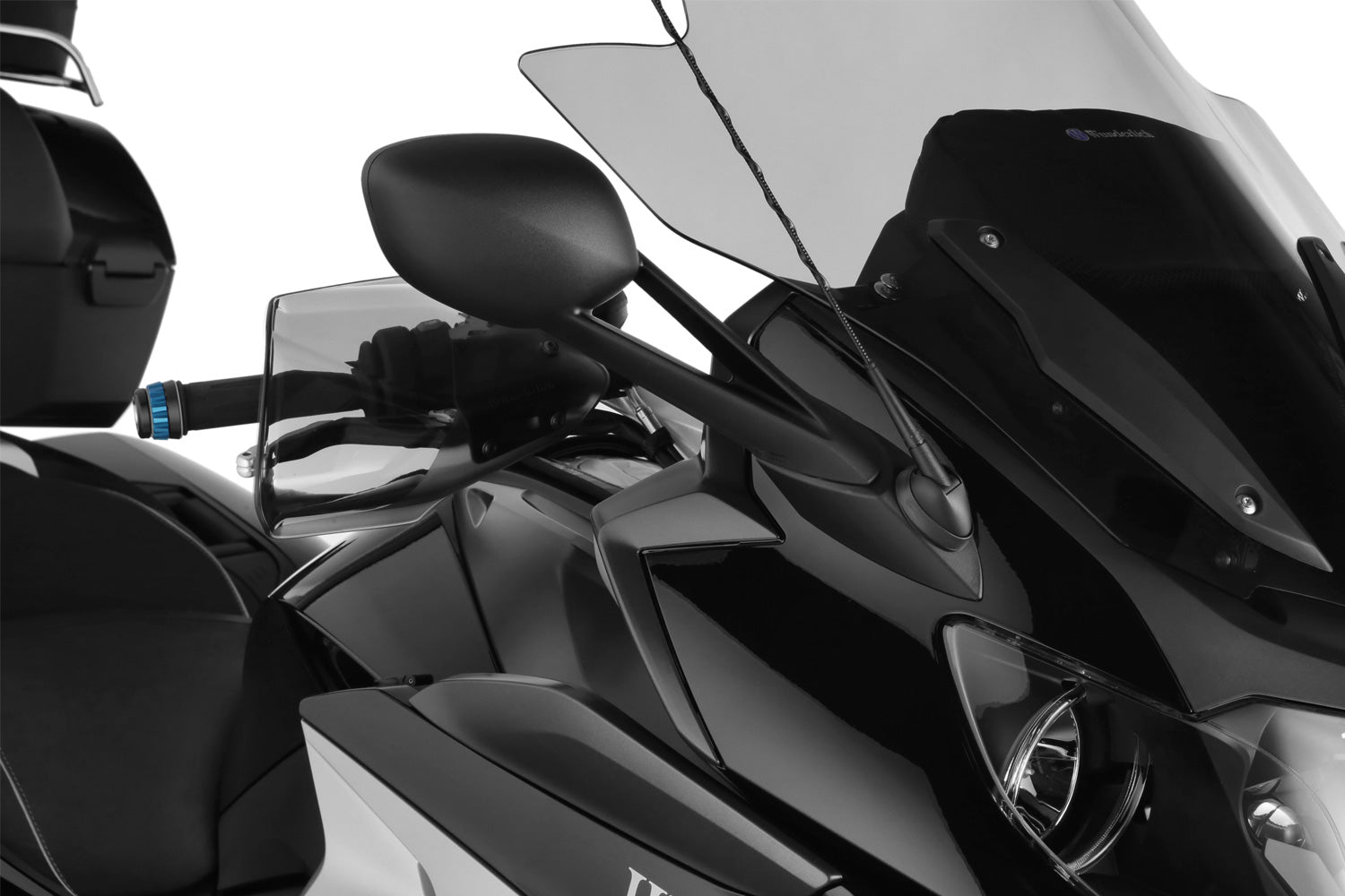 Hand guard “Clear Protect” offers maximum protection from cold, rain, or dirt.