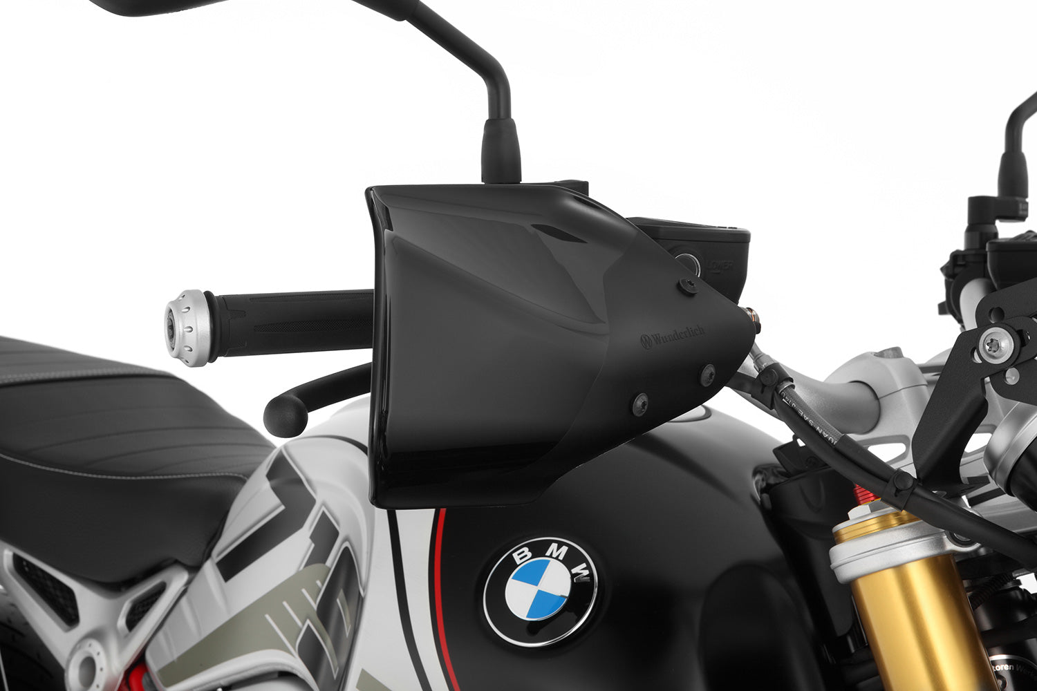 These hand guards offer maximum protection from cold, rain, or dirt.