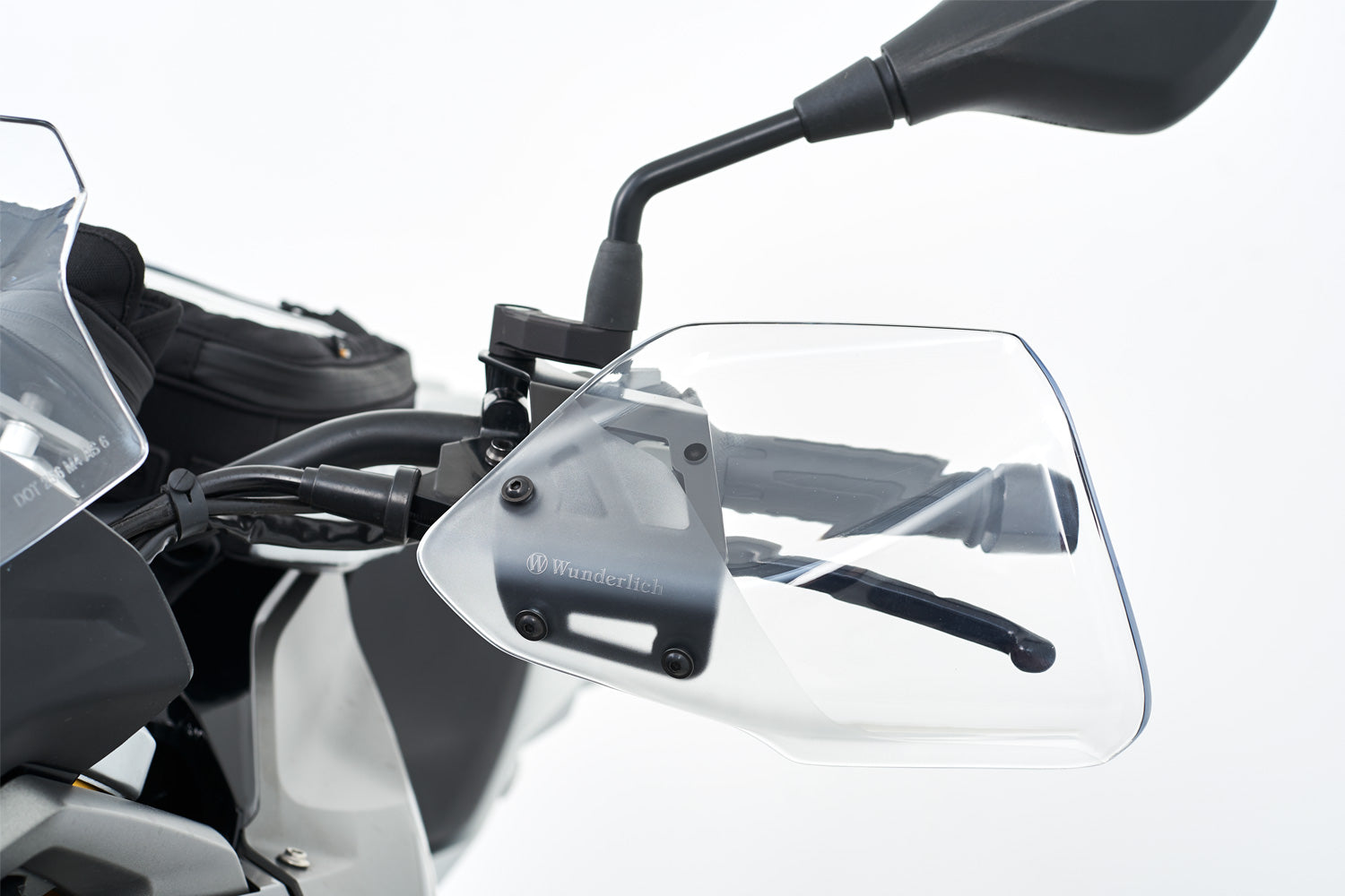These hand guards offer maximum protection from cold, rain, or dirt.