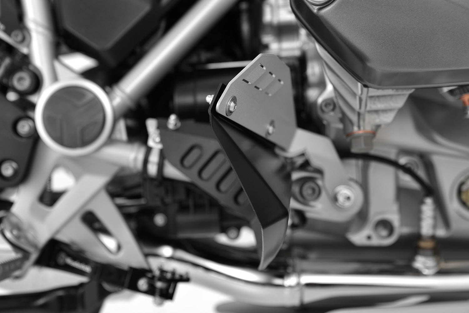 Wunderlich Foot protectors for bmw r1200gs lc, protect the feet from water and dirt