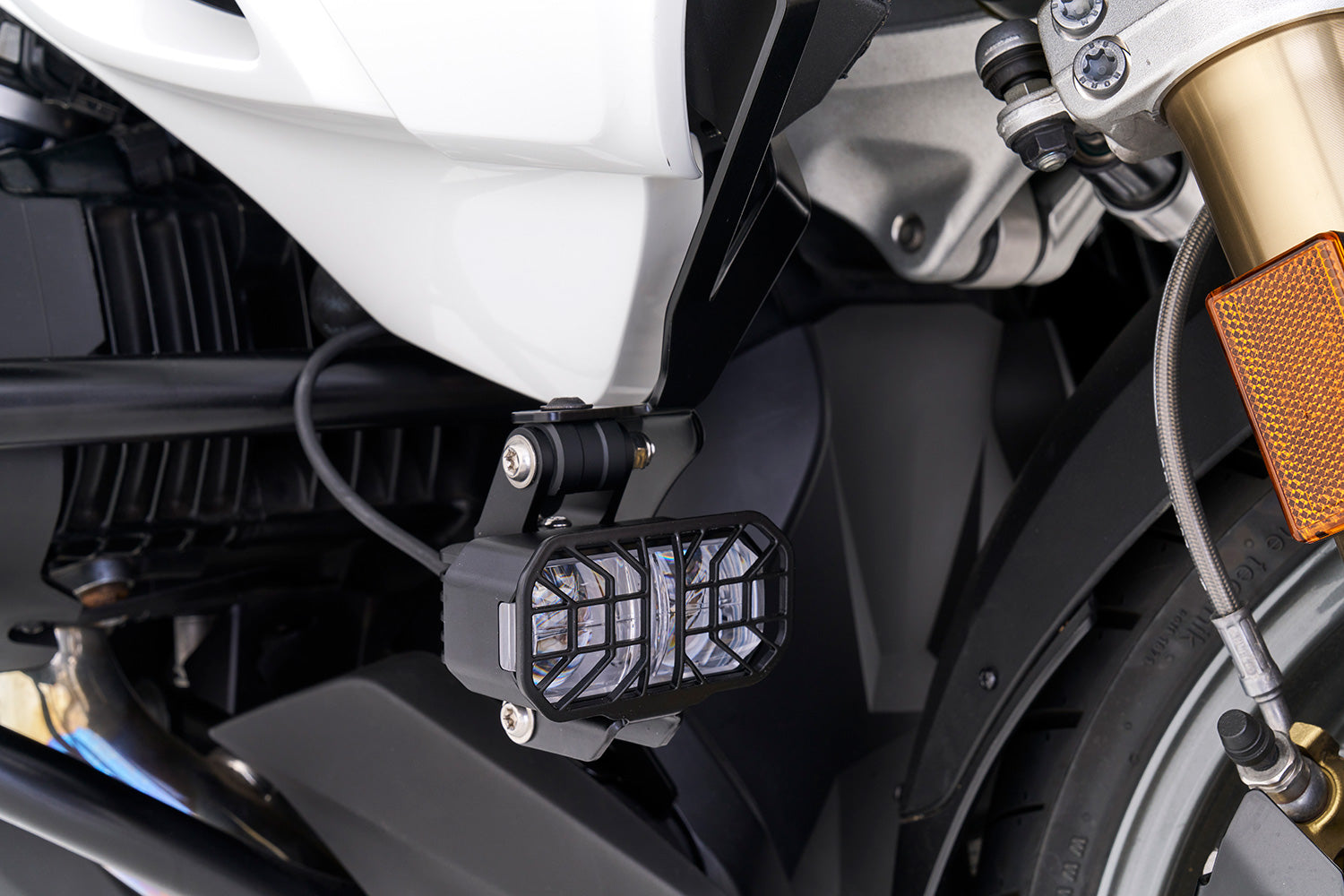 Wunderlich LED Auxillary headlight MICROFLOOTER 3.0 R 1250 RT - complete your BMW ✔ Premium components ✔ Integrated design ➜ Order now