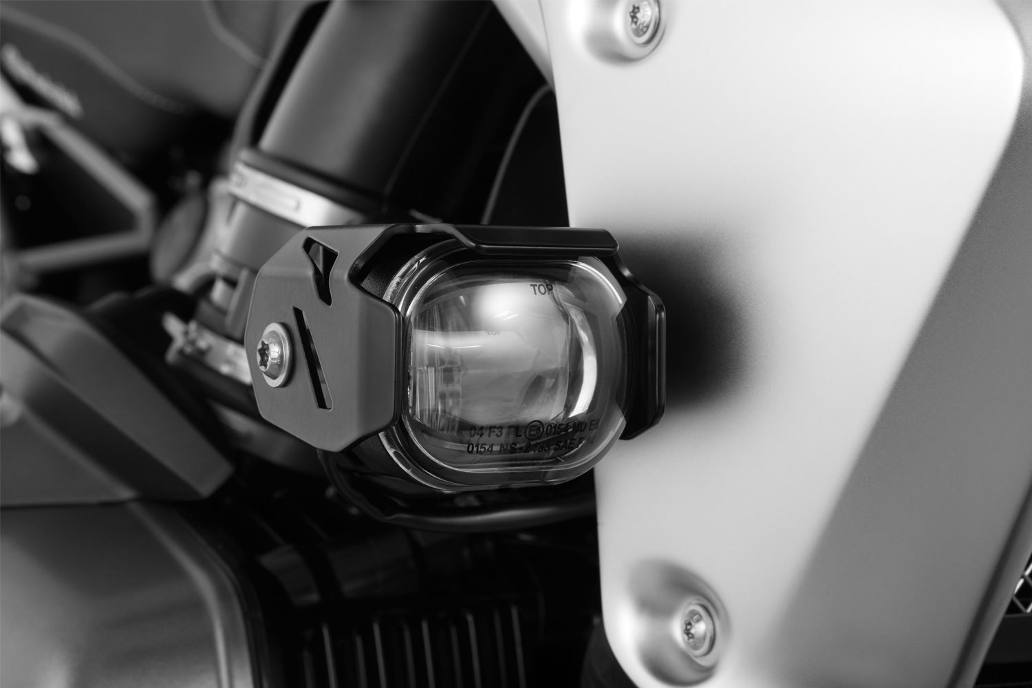 »MICROFLOOTER« LED auxiliary headlight R 1250 R for 100% even area illumination