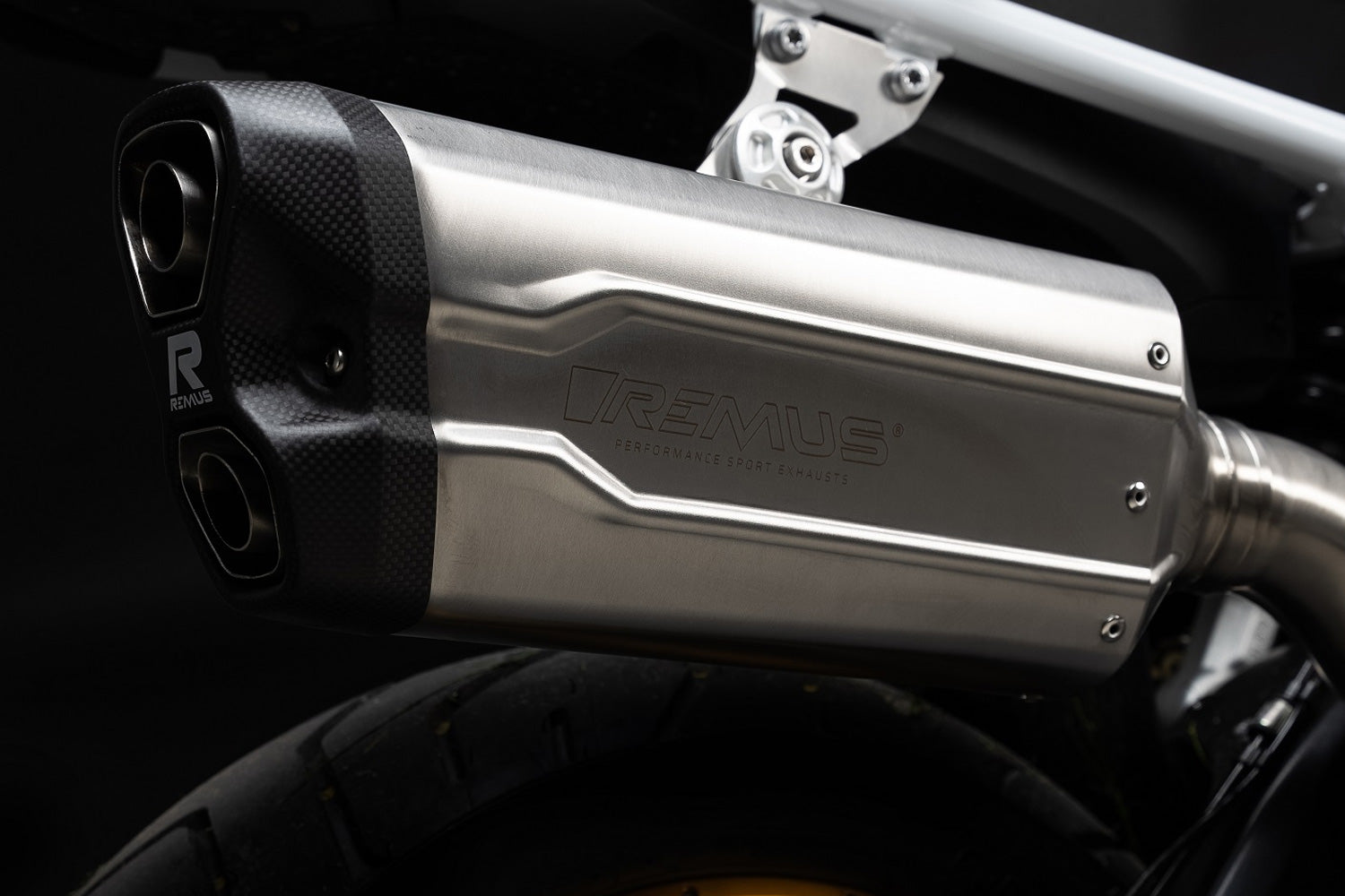 Remus - 8 2.0 Racing Slip-on Silencer for F 900 GS