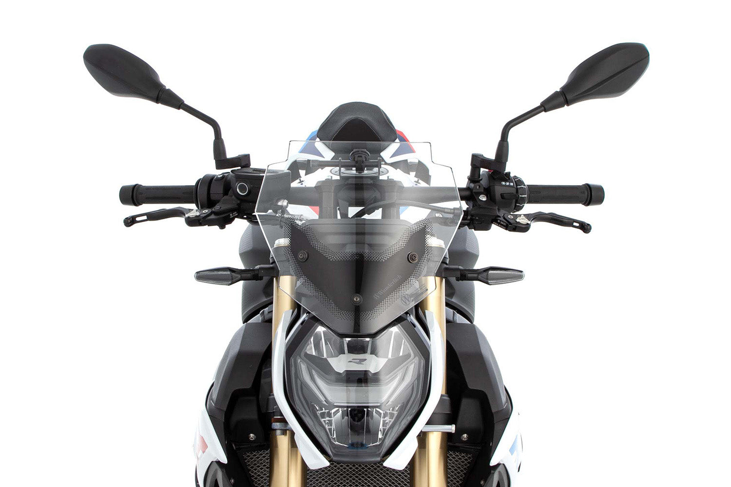 The windshield integrates perfectly into the overall layout, emphasises the contours of the machine