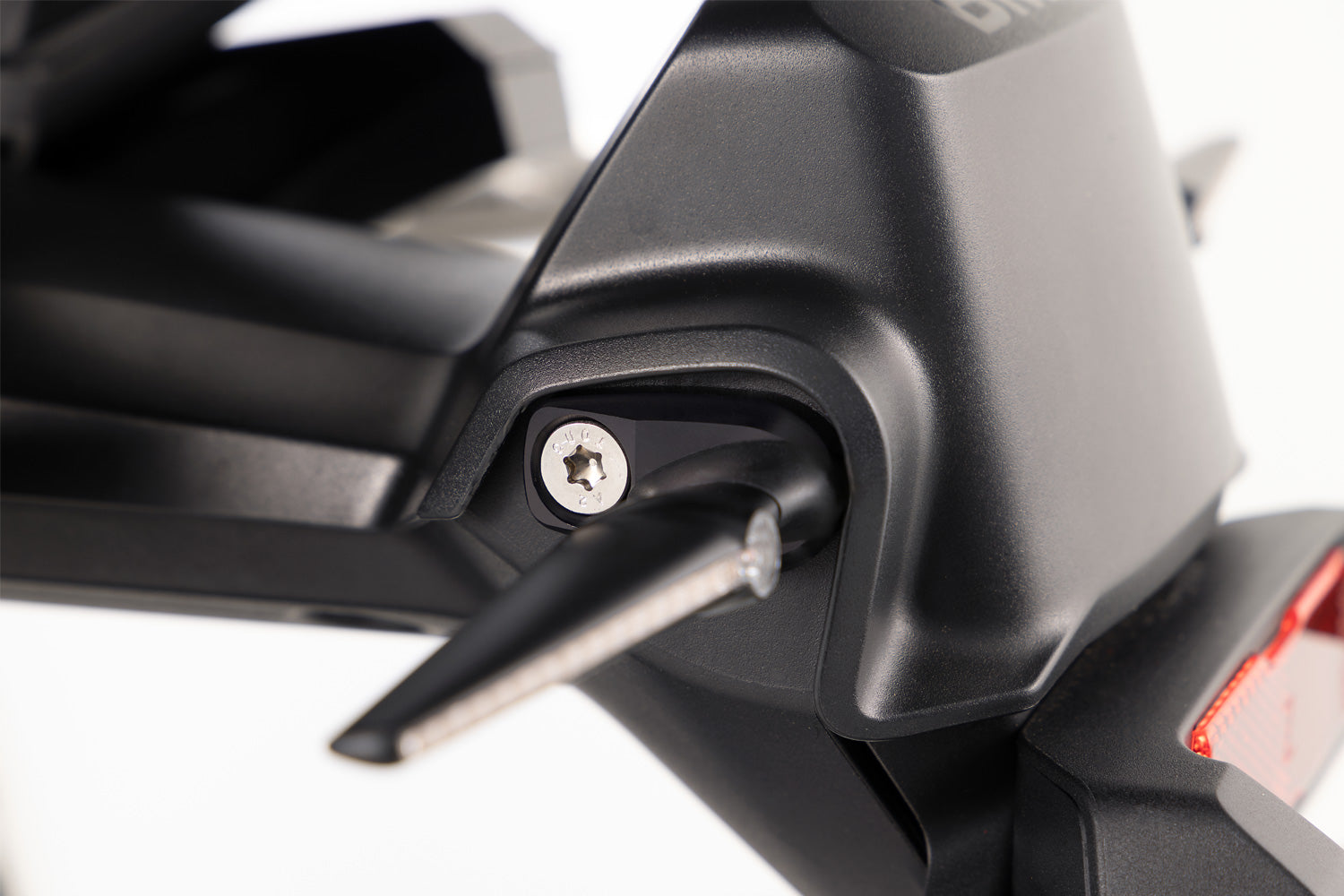 Contributing to improved active riding safety - complete your BMW ✔ Premium components ✔ Integrated design ➜ Order now