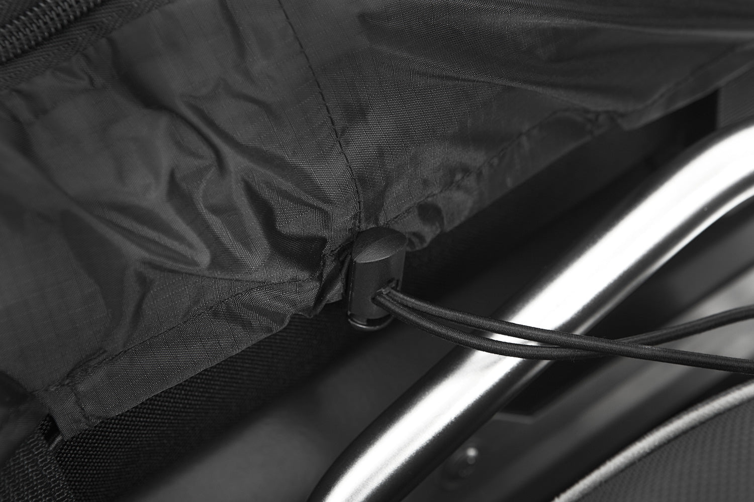 Vario rain hood for BAGPACKER II case top bag-42331-000