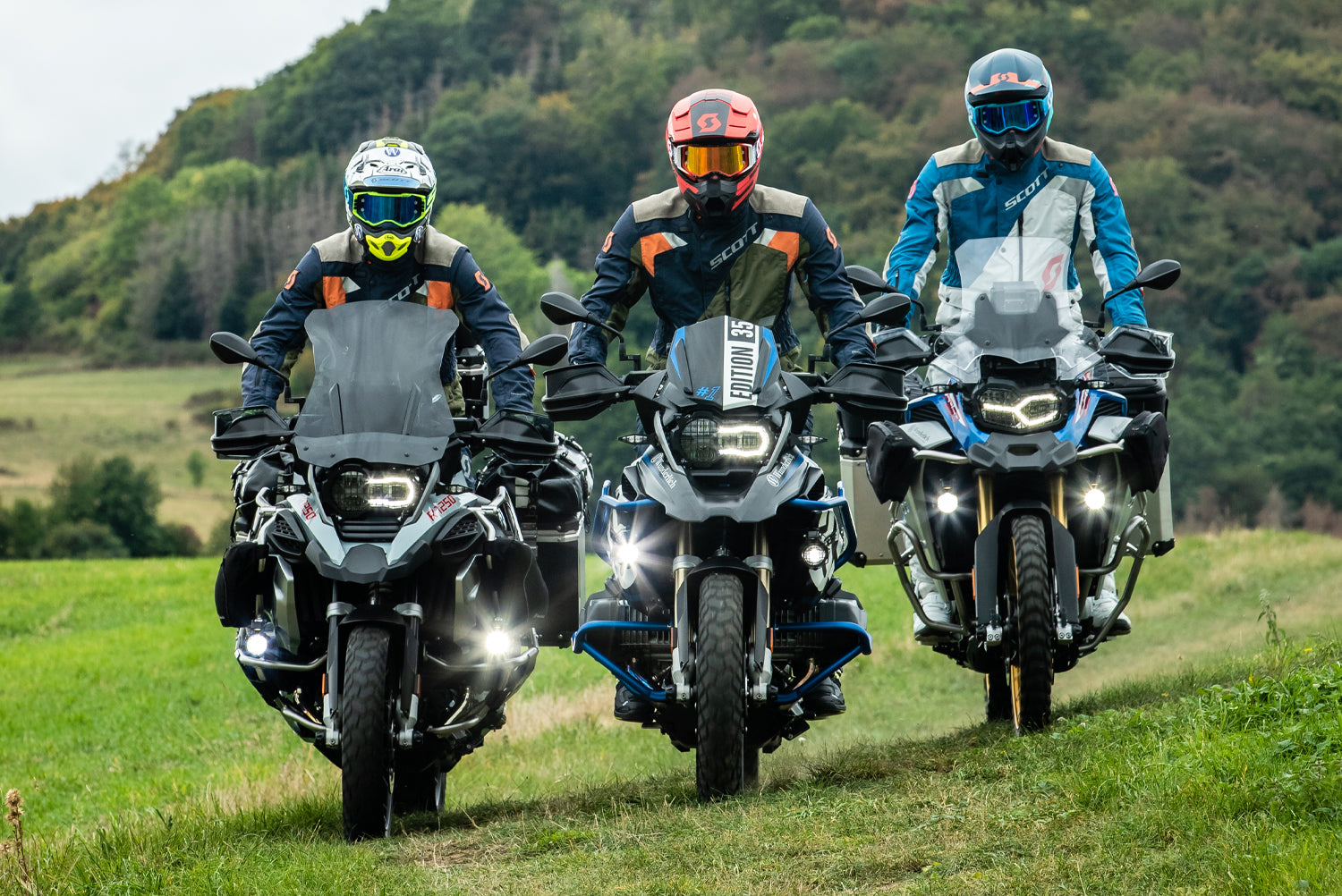 Wunderlich auxiliary light protection grille for BMW R 1200 GS LC protects even from violent impacts.