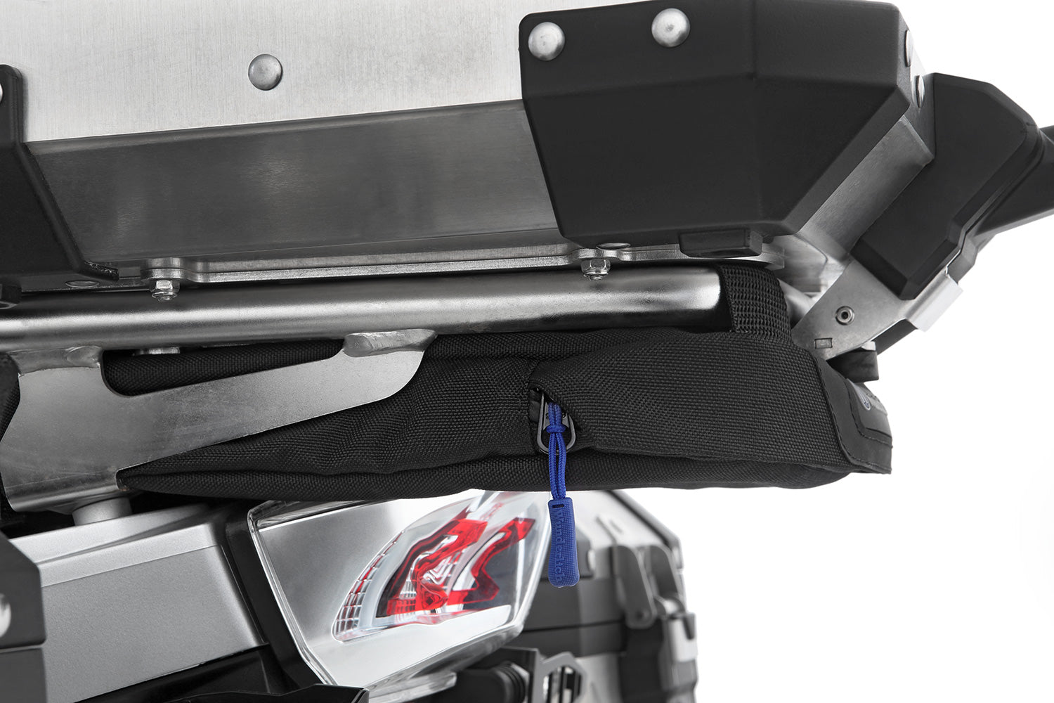 High-grade luggage bag - designed specifically to fit the gap below the rack