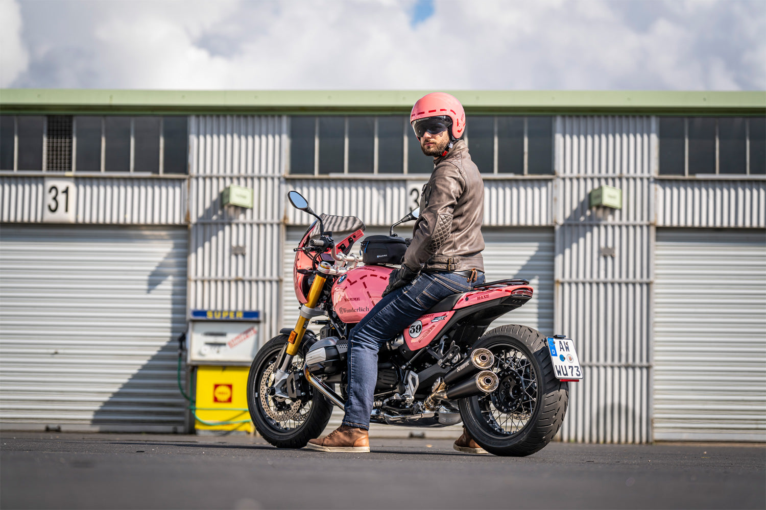 Wunderlich Rear Closure without License Plate Holder R 12 nineT - complete your BMW ✔ Premium components ✔ Integrated design ➜ Order now