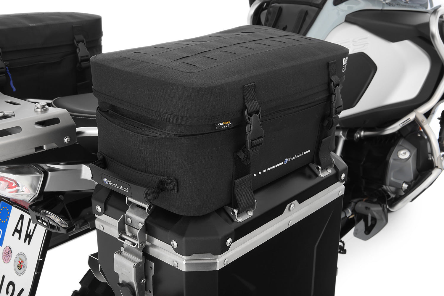 Suitable for all common panniers with lashing eyelets ✔ Premium components ✔ Integrated design ➜ Order now