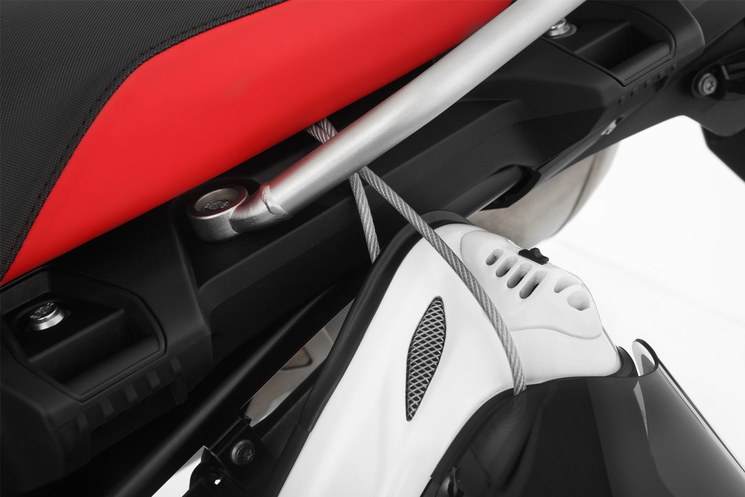 Wunderlich helmet anti-theft system „HelmLock“. The safest helmet protection.