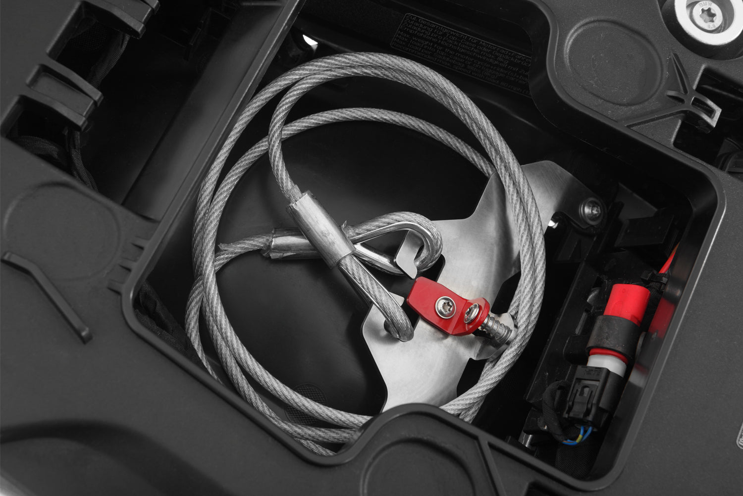 Wunderlich helmet anti-theft system „HelmLock“. The safest helmet protection.