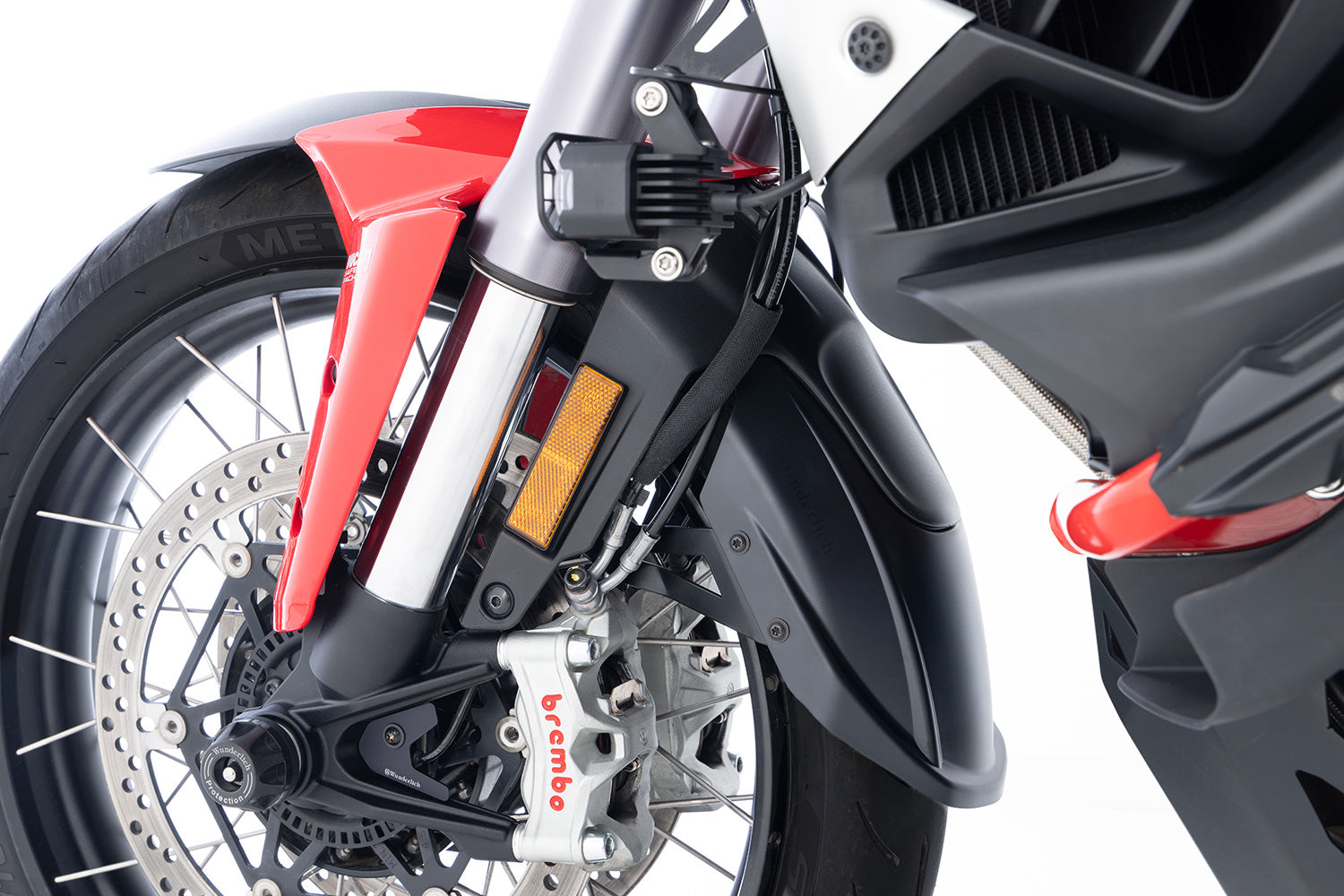 Reliable, proven protection against spray water, road dirt and the resulting soiling