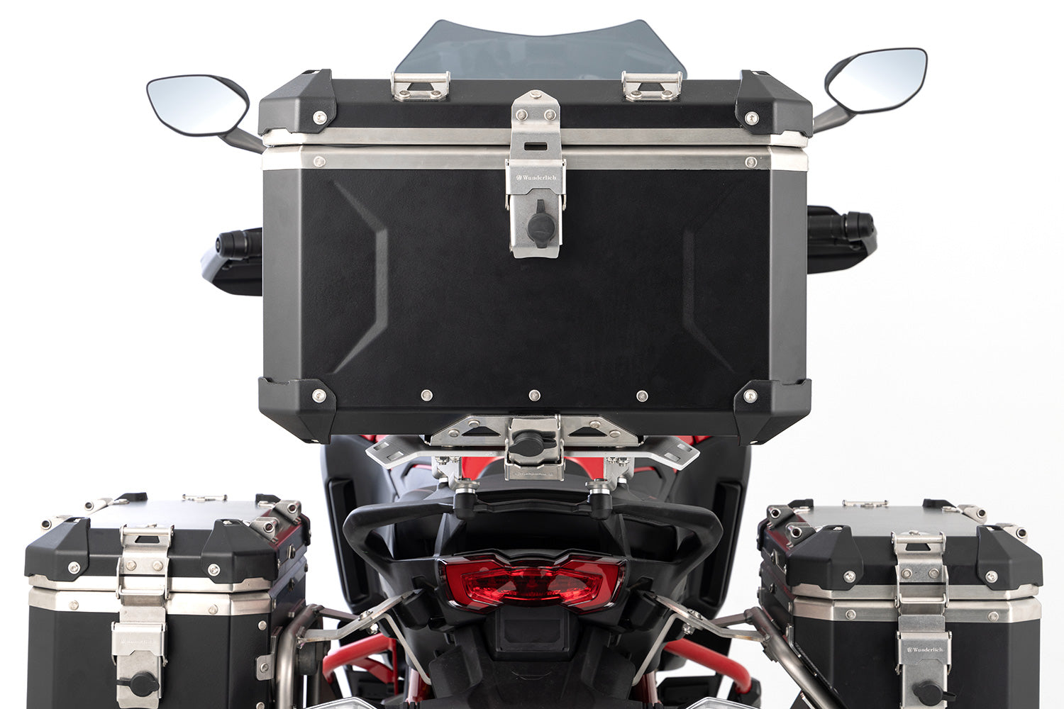 EXTREME maXLine topcase with a staggering 47 litres of storage volume - so big that you can stow a standard helmet in it