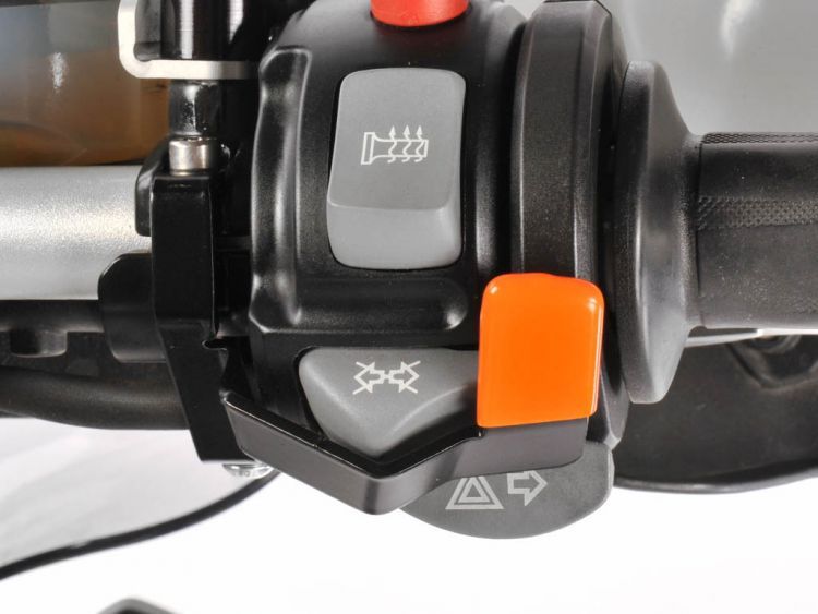 This turn signal cancel lever for R 1200, K 1200 | F 650 and F 800 offers vastly improved function.