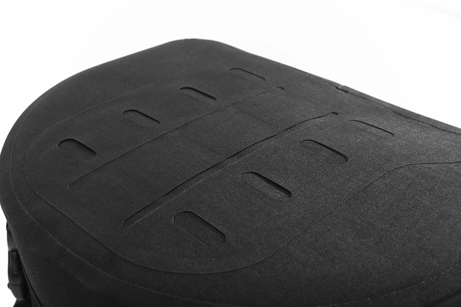 Multi-functional and compact bag can either be attached to the luggage carrier of the passenger seat quickly and simply