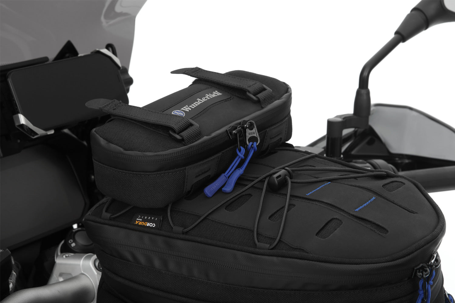 This functional ELEPHANT S top bag comes with all of the benefits of our ELEPHANT range.