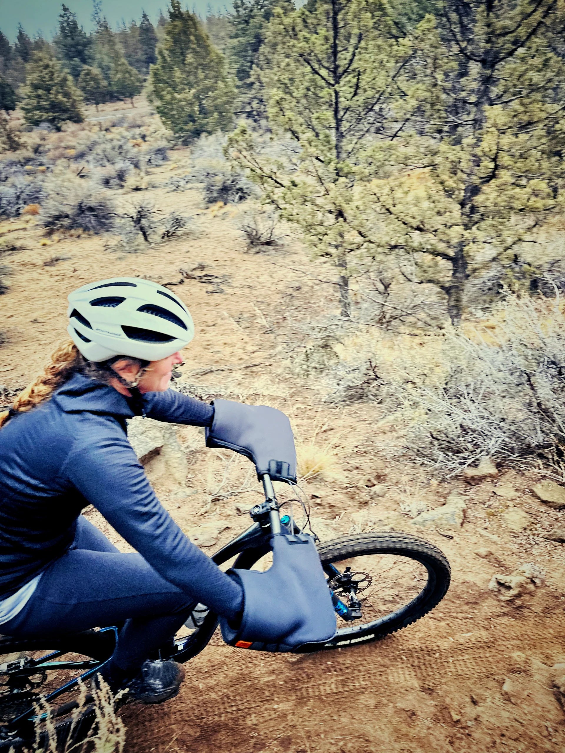 Hippo Hands - 'Cascade' Hand Warmer Covers, for E-Bike and Mountain Bikes