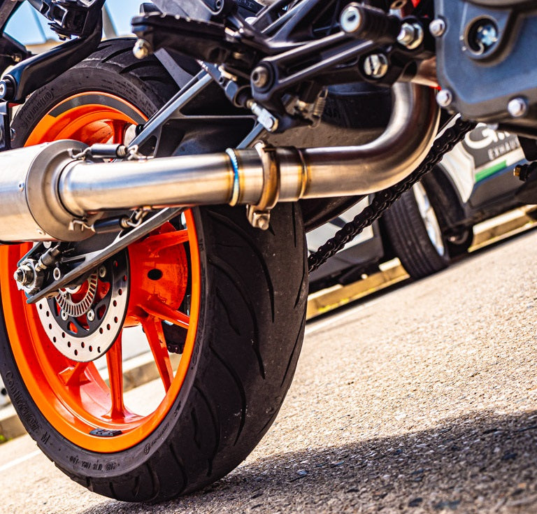 GPR-Exhaust---Furore-Nero-RACING-Slip-on-for-DUKE-125-from-2011-to-2016-Link-Pipe
