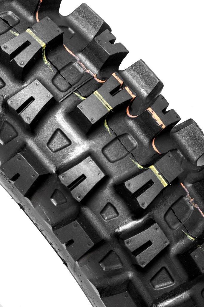 MotoZ - Arena Hybrid Tire