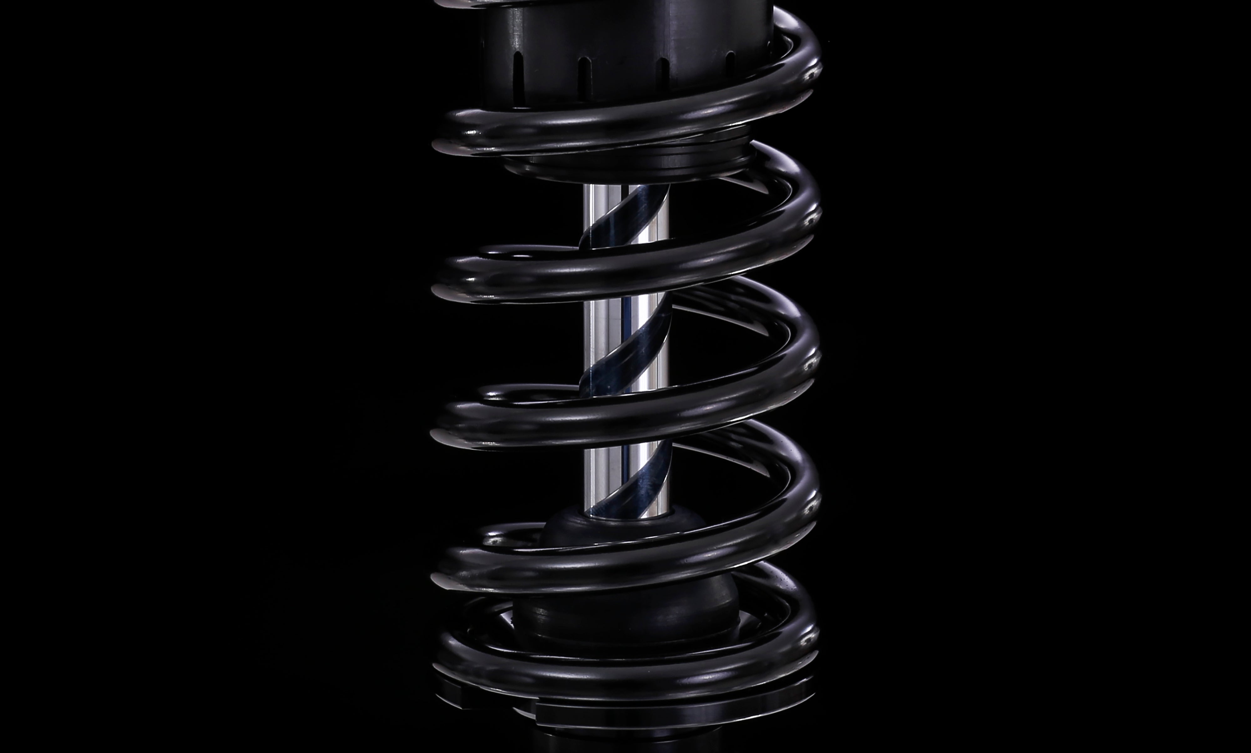 ÖHLINS - Harley S36 Blackline Twin Shocks (HD 772)