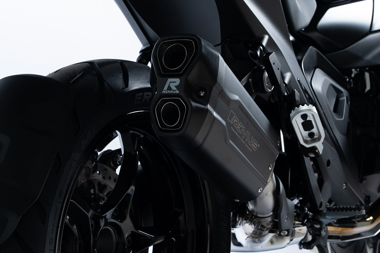Remus - 8 2.0 Silencer for R 1300 8 2.0