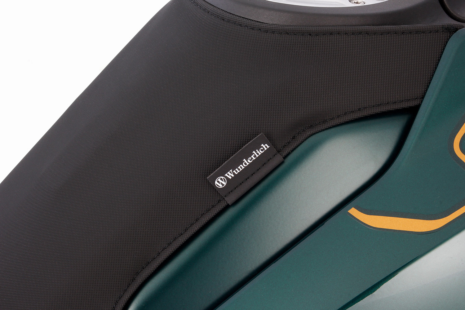 Custom-made tank cover by Wunderlich - complete your BMW ✔ Premium components ✔ Integrated design ➜ Order now