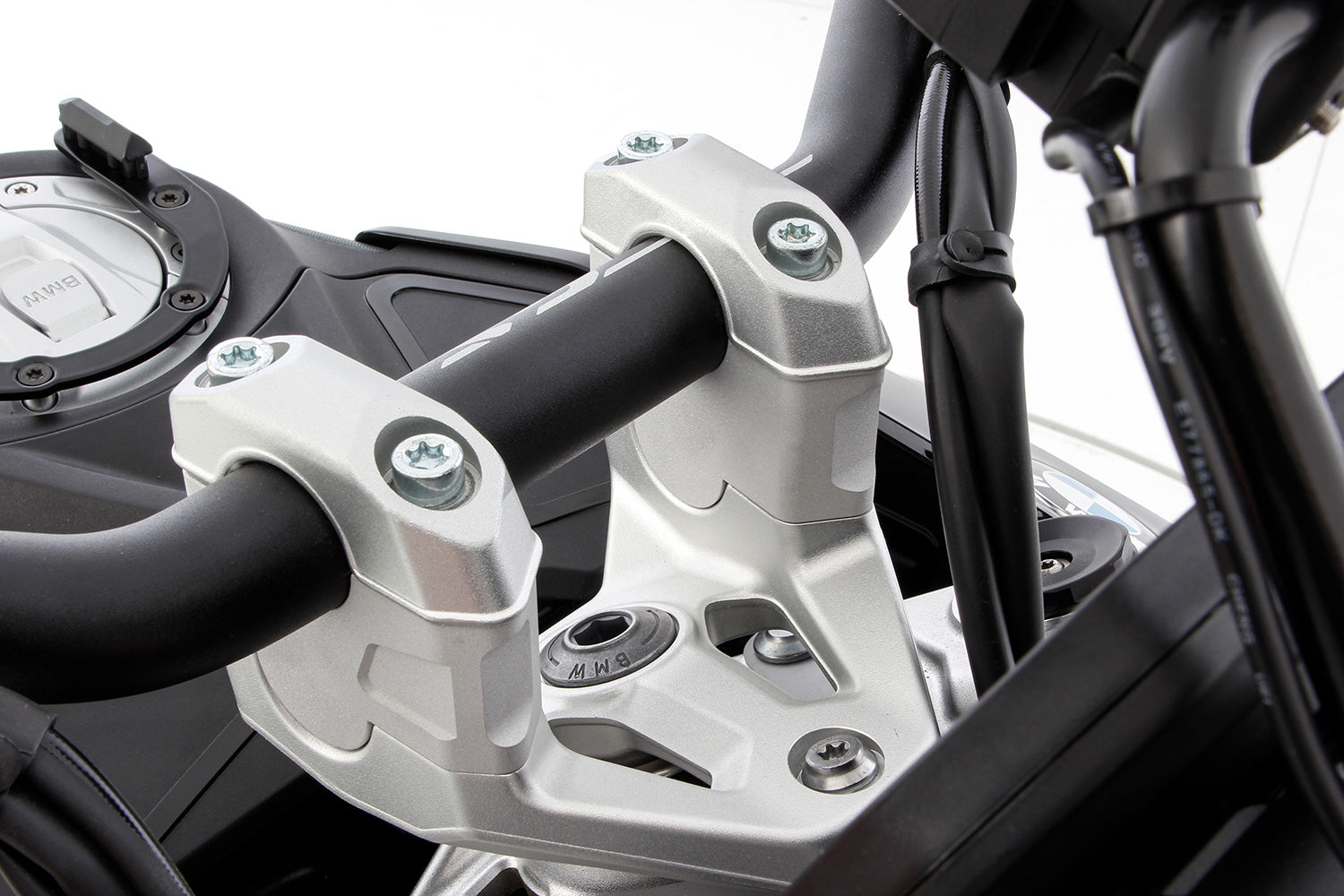 Wunderlich handlebar riser ERGO R 1300 - complete your BMW ✔ Premium components ✔ Integrated design ➜ Order now
