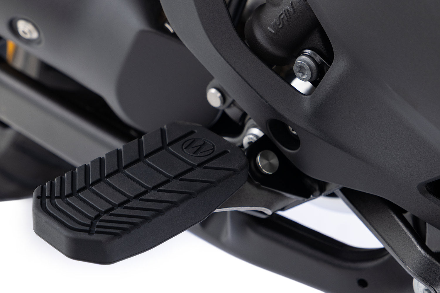 Transforms the standard footrests into true touring footrests ✔ Premium components ✔ Integrated design ➜ Order now
