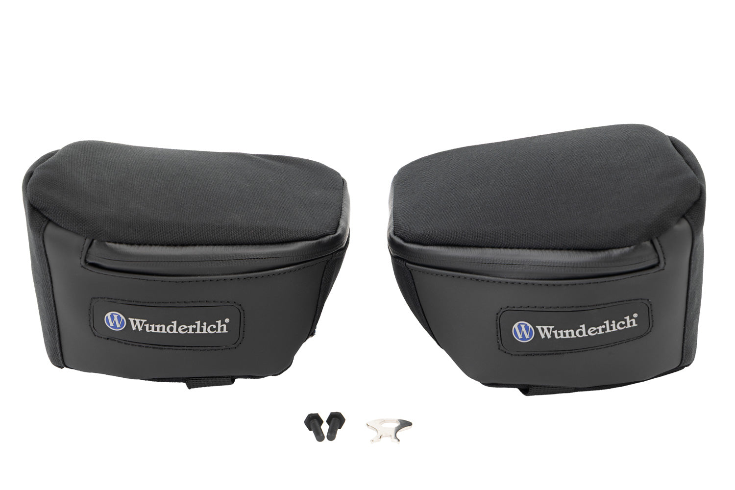 Two functional, cleverly positioned bags ✔ Premium components ✔ Integrated design