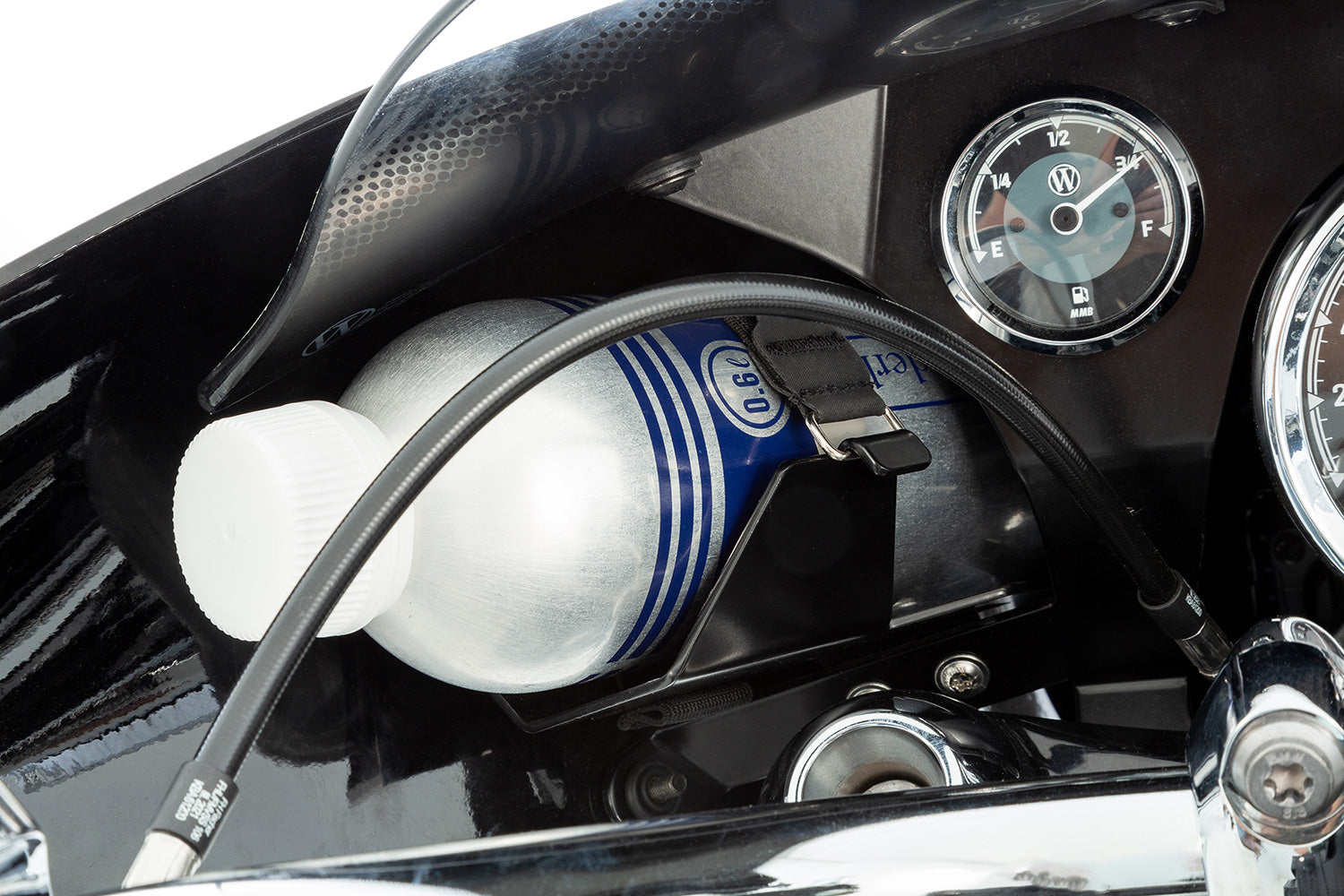 Wunderlich loudspeaker/bottle holder for HIGHWAY cockpit fairing R 18 - complete your BMW ✔ Premium components ✔ Integrated design ✔