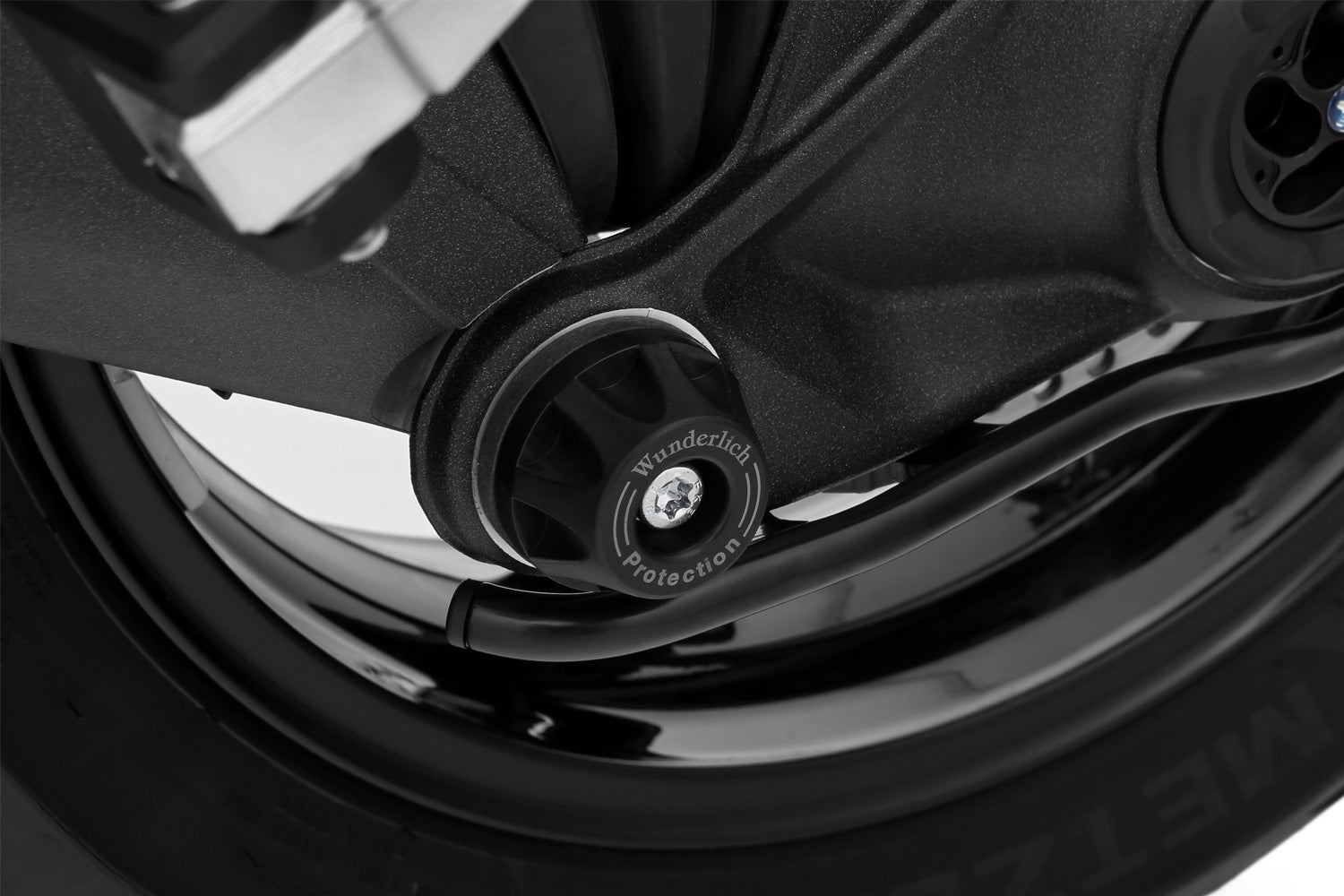 Double protection against impact and abrasive damage - complete your BMW ✔ Premium components ✔ Integrated design ➜ Order now