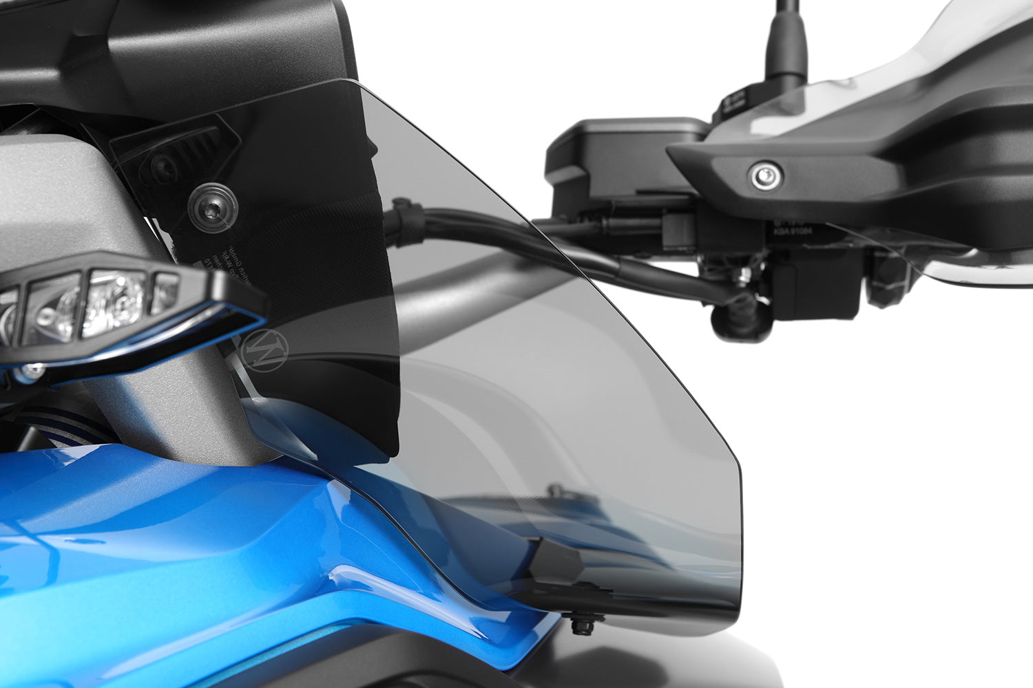 Flaps R 1200 GS LC (2017 -) and R 1250 GS protect the GS rider effectively from wind and weather