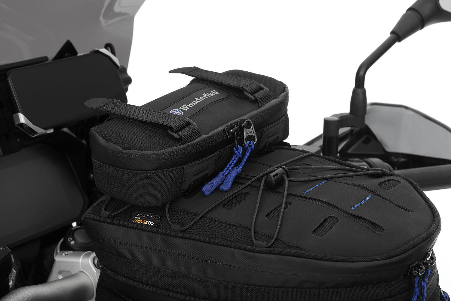 This functional ELEPHANT S top bag comes with all of the benefits of our ELEPHANT range.